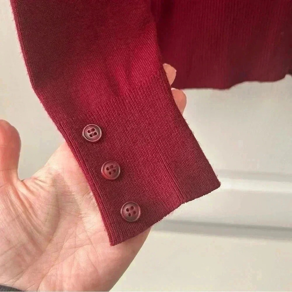 Ricki’s Cardigan  V Neck Button Front Fitted Burgundy Size Small - Picture 11 of 16